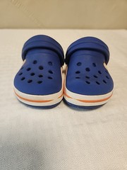 CROCS Children Size C5 Unisex Blue White With Orange Stripe