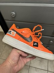 Nike Air Force 1 Low “Just Do It” Orange – Size 4.5Y