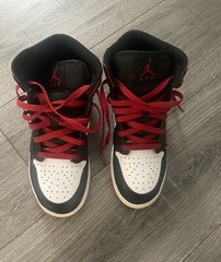 Size 6 (GS) – Jordan 1 Mid Gym Red Black Toe