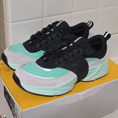 Jordan Trunner O/S Black Grey Mint Foam Green Glow 7Y Womens 8.5 II6531-004