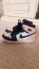 Size 1.5 (PS) – Jordan 1 Retro OG SE Mid Bubble Gum