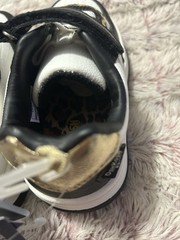 OshKosh B’gosh Black, White & Leopard Accent Kids Sneakers Size 9