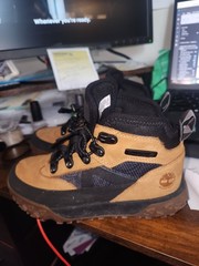 Timberland Converge Mid Wheat Black Nubuck Boots Youth size 1Y**Used**