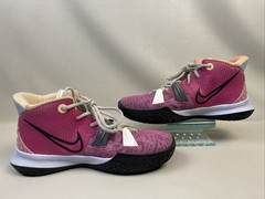 Nike Kyrie 7 Creator 2020 Purple Basketball Sneakers Size 6Y GUC