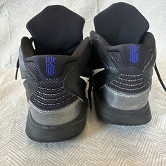 Nike Kyrie Infinity GS Black Metallic Silver Concord DD0334-005 BASKETBALL (5.5)