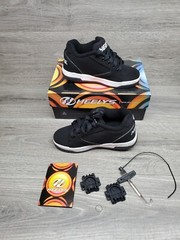 Black And White Heelys Youth Size 2 Yth 2