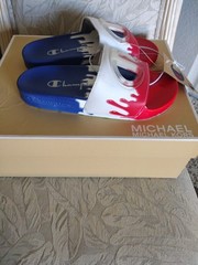 AUTHENTIC „CHAMPION“KIDS/UNISEX SIG.SLIDES RED/WHT/BLUE (4)