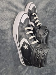 Converse All Star PRO BLAZE STRAP LEATHER Black & White Pre-Owned Size 3