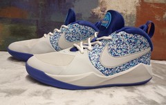 Size 4 (GS) – Nike Team Hustle D9 Mid Digital Pixel