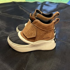 Sorel Waterproof Boots Size 9 Little Kid Suede