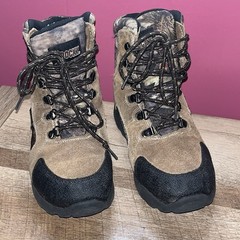 Rocky Sz 3.5Y 800 G Thinsulate Waterproof Hunting Boots Brown & Camo
