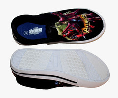 Marvel Avengers Infinity War Kids‘ Black Slip-on Sneakers #175437 2M