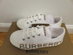 Kids Burberry Icon Stripe Logo Print Cotton white Gabardine Sneakers size 31 32