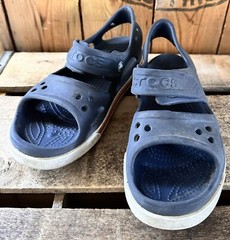 Crocs Crocband open toe Sandals Kid’s Sz J- 1 Blue