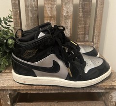 Air Jordan 1 Mid SE ‚Black Metallic Silver Gold‘ Size 2.5Y