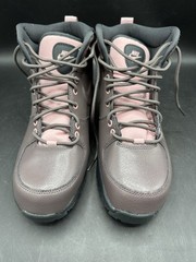 Nike Manoa Boot Youth Size 7