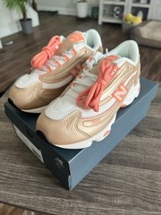 New Balance 1000 Kids Size 2.5 Brown / Orange
