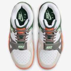 NIKE TRAINER 3 BG YOUTH SIZE 7.0 SAME AS WOMAN 8.5 NEW PEWTE3R ORENWOOD BROWN
