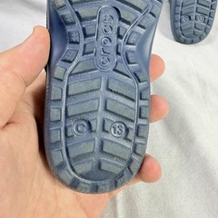 Crocs Sandals Unisex Kids Size 13 Blue Thong Flip Flop Comfort Summer Backstrap