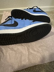 Jordan Air Jordan 1 Low (GS) University Blue/Black/White Kids 5Y 553560-403