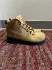 Nike Manoa Leather Wheat BQ5372-700 Size 5Y