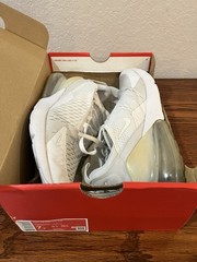 Nike Air Max 270 – White – 7Y