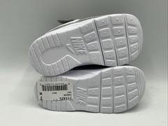 Nike Tanjun Kid Size 7 Grey White Hook and Loop Slip on Sneakers New