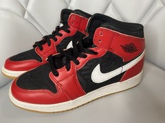 Jordan Air Jordan 1 Christmas High Top Leather Sneaker Red/Black/White Size 6.5