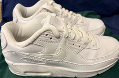 Nike Air Max 90 White Leather Low Top Cushioned Sneaker Kids 5.5Y (7W)CD6864-100