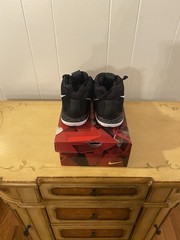 Kyrie 4 Ankle Taker Size 7y