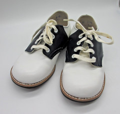 Vintage Stride Rite Classic Leather Saddle Shoes Navy and White Kids Size 8