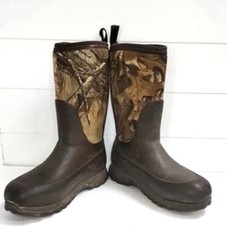 Muck Boot Kids Size 7 Realtree Camo Waterproof Pull-On Boots