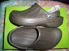Crocs Kids Endeavor Chocolate Clogs Sandals W 5/M 3 Mules Slip On Shoes NWT New