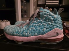 Nike LeBron 17 South Beach Size 7y