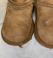 UGG Kids Classic Ultra Mini Mini Boots Chestnut 1130750K Shearling Fur sz 8