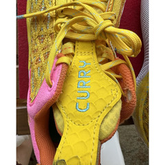 Under Armour Curry 9 Flow Sesame Street Sneakers 6 Y Womens 8 Yellow White pink