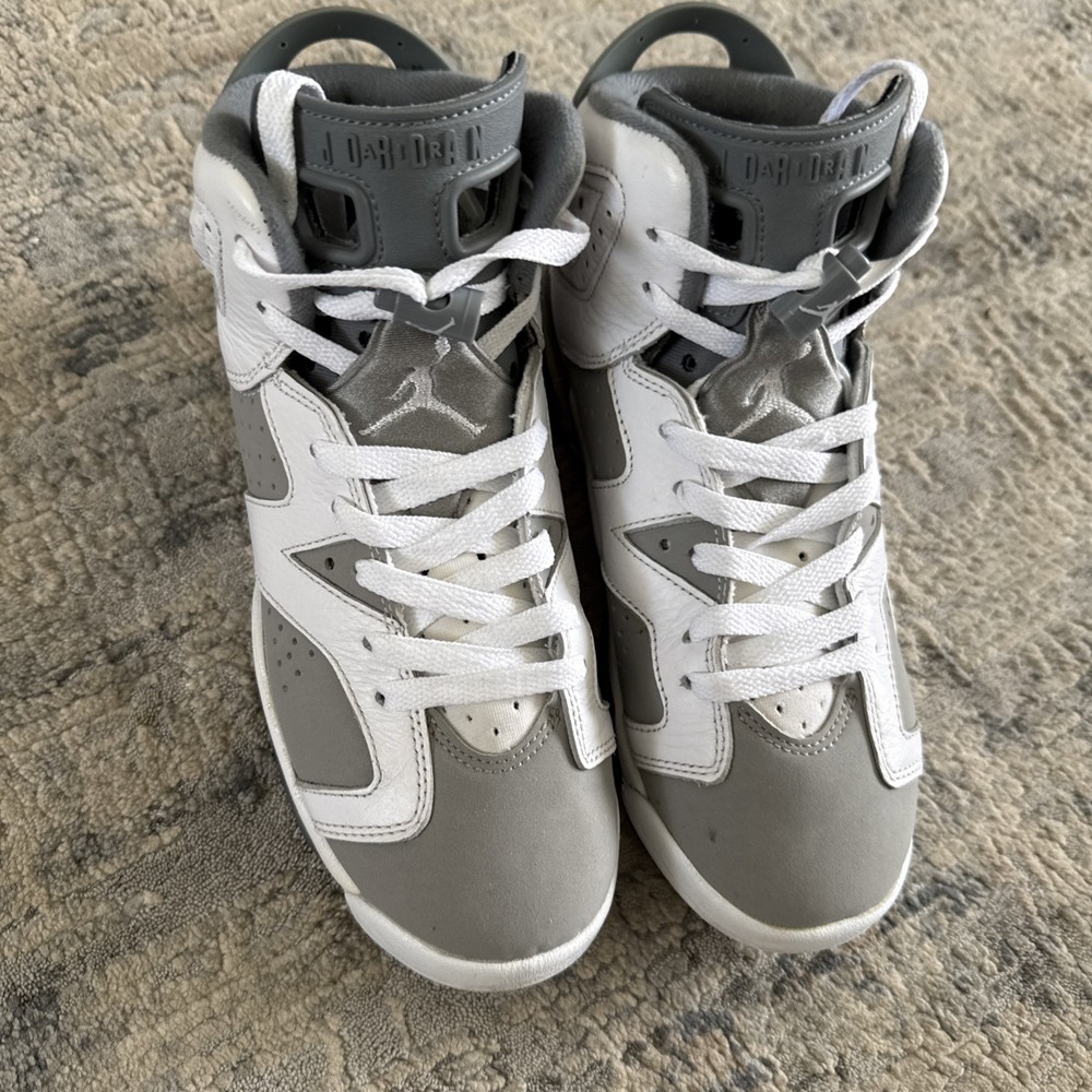 Size 5.5 (GS) – Jordan 6 Retro Mid Cool Grey – 384665-100