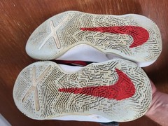 Nike Team Hustle D10 FlyEase PS University Red Game Youth Size 4Y DD7303-005