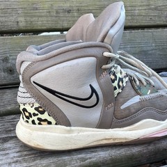 Nike Kyrie Infinity Leopard Camo Basketball Shoes DD0334-006 Youth Sz 6 EU 38.5