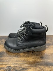 Dr Martens Boys Youth Boots Size US 4 EU 36 Black 8 Eye Lace Up Docs
