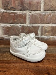 Stride Rite Munchkin Shoes Size 4M White Leather Lace Up Hook Loop, Quick Ship