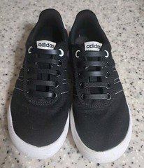 Adidas Neo Cut Black/White kids Kicks Shoes Size 2 UNISEX