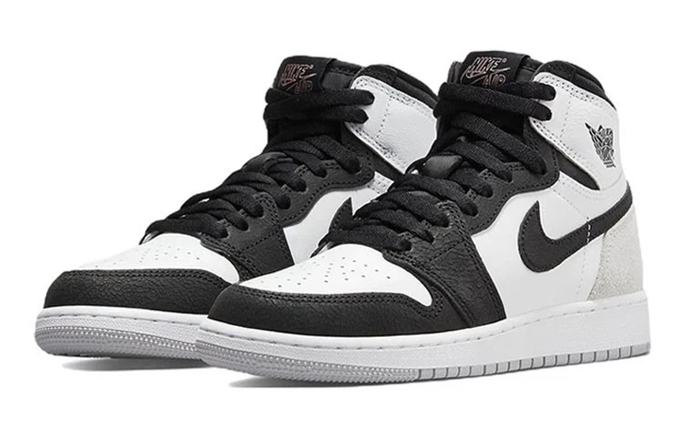 Nike Air Jordan Air Jordan 1 Retro High OG GS Stage Haze 575441-108 SIZE 4.5Y