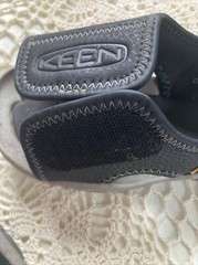 Keen Knotch River Size 8 Open Toe Sandal Black Arch Support Washable Hook &Loop