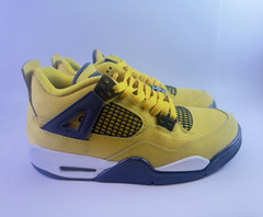 Jordan Air Jordan 4 Retro GS ‚Lightning‘ Yellow Black Unisex Kids Sneakers 6Y