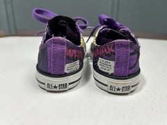 Converse Kids Size 7 Batman DC Comics Villain SAMPLE PAIR Low Top Shoes Youth