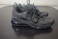 Nike Air Max React 270 Triple Black Youth Size 4.5Y (23.5cm)