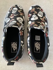 Vans Asher Slip On Sneekers Youth Sz 5 Black Flash Skulls & Snakes Glow NEW
