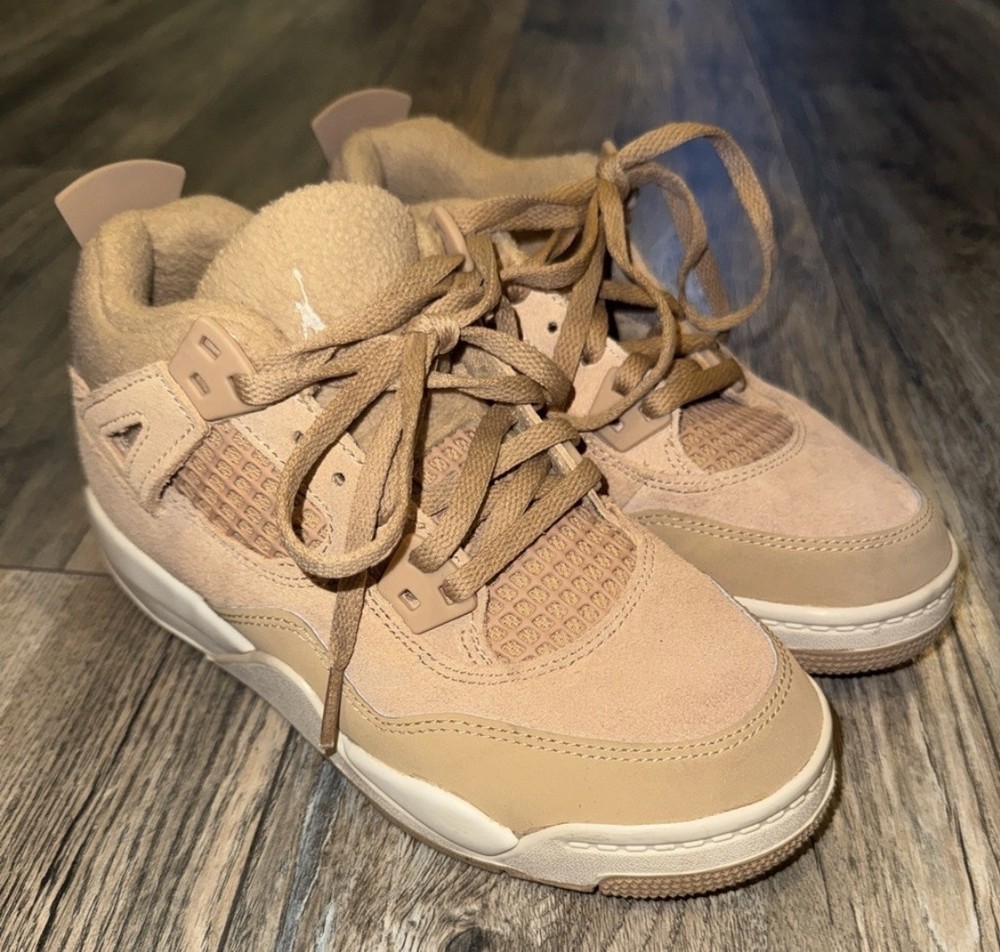 Little Kid’s Jordan 4 Retro Hemp/LT Orewood BRN (HV4385 200)Sz 2Y