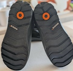 BOGS Classic High Waterproof Rain Boot Shoes Youth Boy’s Black Sz 3 Nice